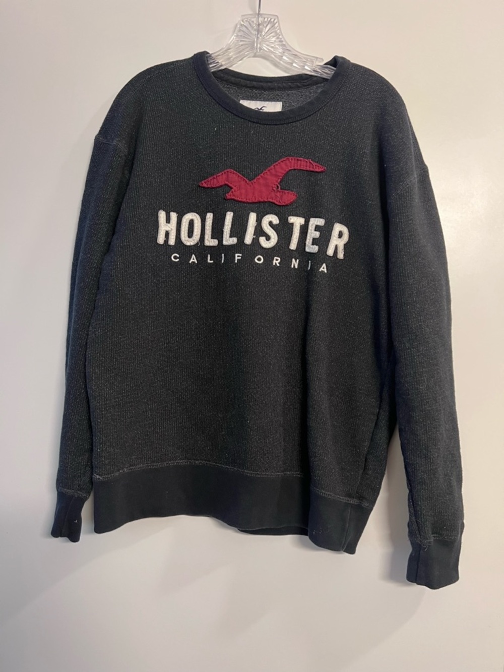 Men’s Hollister pull on sweatshirt